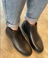 Sra. Gullar Short Qelsey-Vegetarian Leather Zapatos